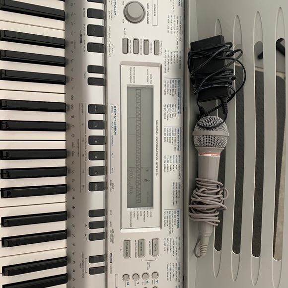 Casio wk-210 - Picture 3 of 4